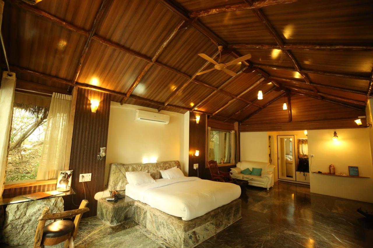 Lohagarh Fort Resort Kukas Buitenkant foto